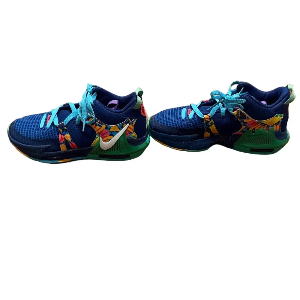 Nike LeBron Witness 7 Mid Kaleidoscope | Size 6